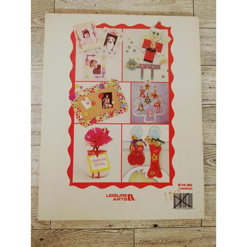 Christmas is‎ Coming Vol 4 Leisure Arts - Holiday Projects for Children + Parent